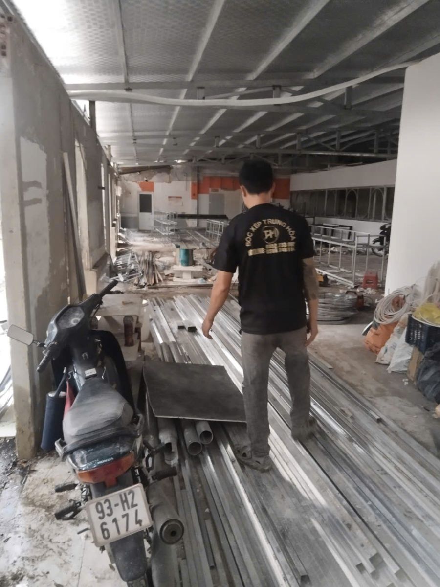 Bốc Xếp Trung Hòa – Dịch Vụ Bốc Xếp Tại Quận 7 | Bốc Xếp Hàng Hóa Giá Rẻ Uy Tín