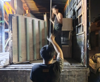 Dịch Vụ Xe Tải Bốc Xếp Hàng Hóa Tân Phú TPHCM Uy Tín