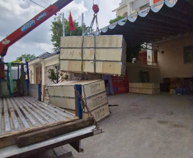 XUỐNG HÀNG NẶNG BẰNG CẨU